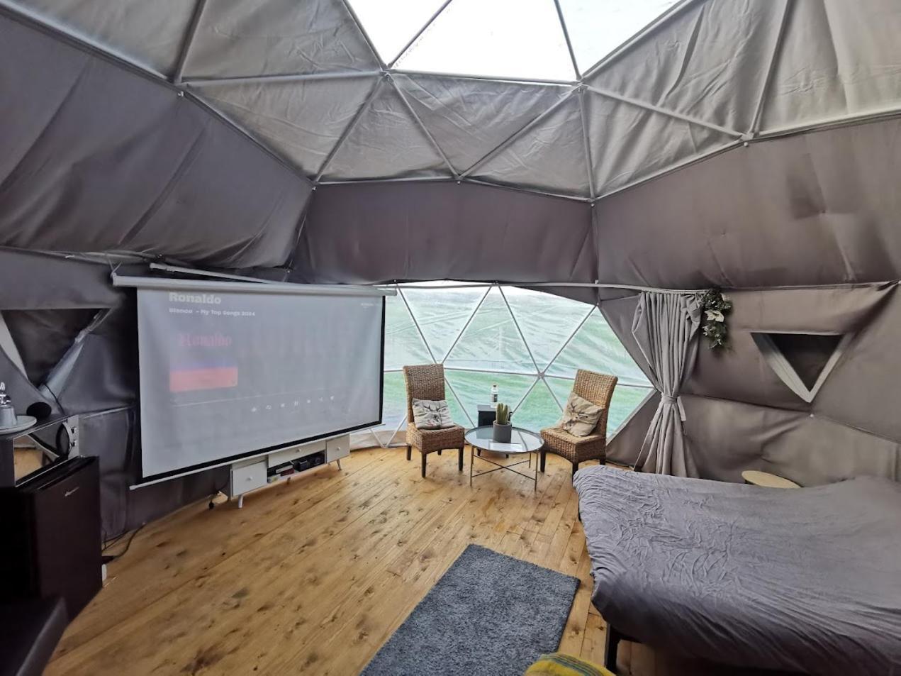 Appartement Lincoln Star Dome, Hot Tub, Bbq à Langworth Extérieur photo